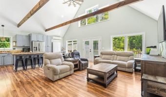 75 Marsh Rd, Belfast, ME 04915