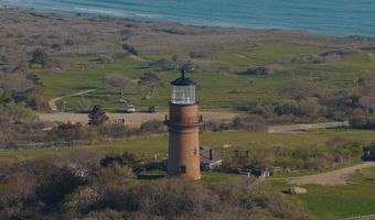 19 Locust Ln, Aquinnah, MA 02535