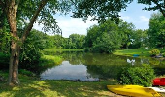 1 Crosstie Ln, Batesville, IN 47006
