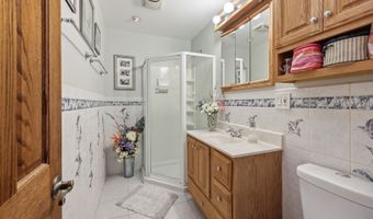329 E Myrick Ave, Addison, IL 60101