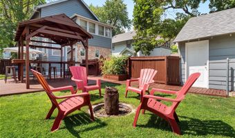705 38th St, Des Moines, IA 50312