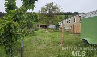 1521 Summitview Dr, Ahsahka, ID 83520