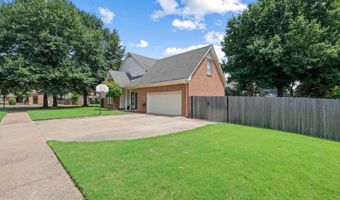 6117 YORKHILL Dr, Bartlett, TN 38135