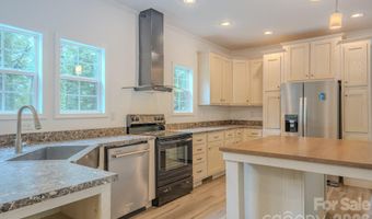 17 Berry Hill Rd, Asheville, NC 28806