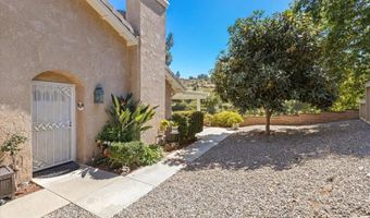 4233 Los Padres Dr, Fallbrook, CA 92028