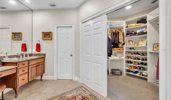 1031 GUERNSEY St, Orlando, FL 32804