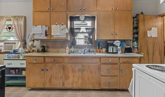 318 W BREWSTER St, Appleton, WI 54911