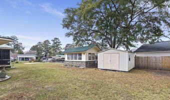 402 Chippendale Ln, Bonneau, SC 29431