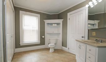 60 West St, Bangor, ME 04401