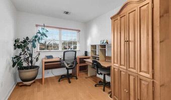 3 Waverly Pl, Aberdeen, NJ 07747