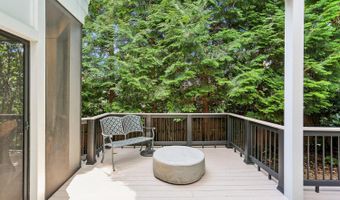5114 WESSLING Ln, Bethesda, MD 20814