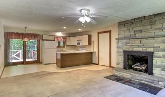 93 Skyline Dr, Albrightsville, PA 18210