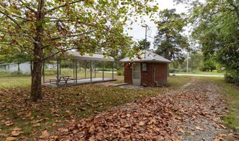 11 W Dade 22, Arcola, MO 65603