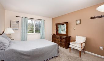 3339 Elsinore Ct, Ann Arbor, MI 48105
