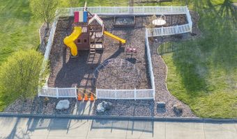 1001 Sunshine Run, Arnolds Park, IA 51331