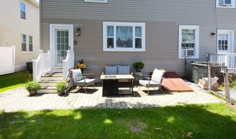 435 Cabot St B, Beverly, MA 01915