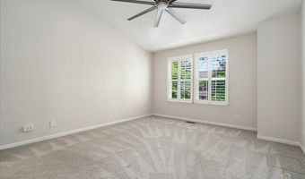 642 W Moreland Ave, Addison, IL 60101