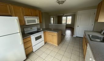 73 Gould Ln 2, Branford, CT 06405