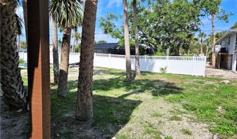 125 Gulfview Ave, Fort Myers Beach, FL 33931