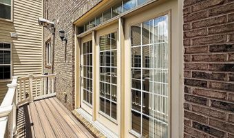322 N GEORGE MASON Dr, Arlington, VA 22203