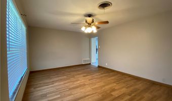 536 W Yoakum Ave, Aransas Pass, TX 78336