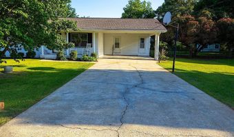 4 CARRIAGE Rd, Anniston, AL 36206