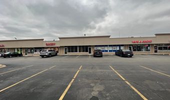 49 E Fullerton Ave, Addison, IL 60101