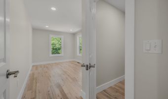 73 Cow Hill Rd, Clinton, CT 06413