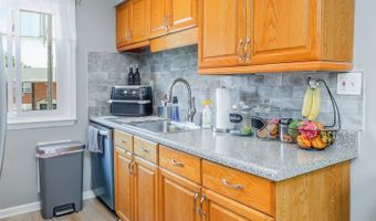21 BARNETT Ln C16, Belleville, NJ 07109