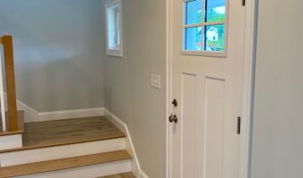 47 Woodbrey Ln, Standish, ME 04084