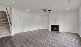 135 Hunter Ridge Dr, Boiling Springs, SC 29316