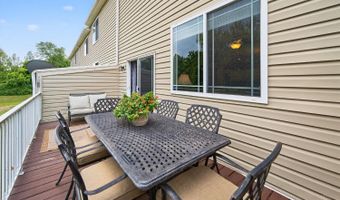 9562 Greenery Ct, Deerfield, OH 45140