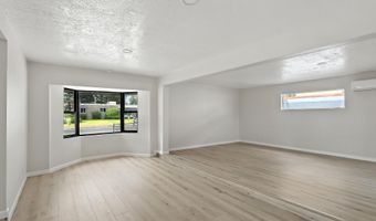8004 HANNETT Ave NE, Albuquerque, NM 87110