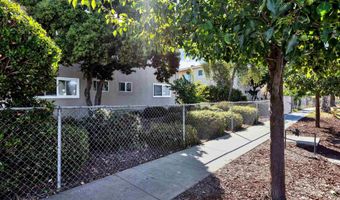 1717-23 Crofton Ln, Escondido, CA 92027