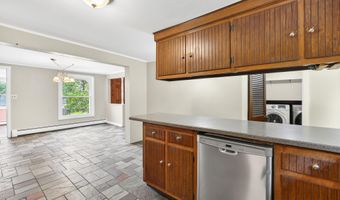 241 E Hardscrabble Rd, Auburn, ME 04210