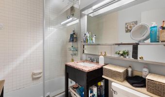 1111 ARLINGTON Blvd #530, Arlington, VA 22209
