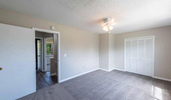 890 HIBISCUS St, Atlantic Beach, FL 32233