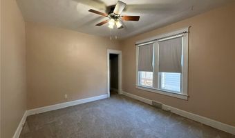 3317 Jackson St, Alton, IL 62002