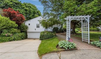 963 Hartford Ave, Johnston, RI 02919