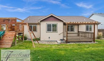 2438 Centennial Village Dr, Casper, WY 82609