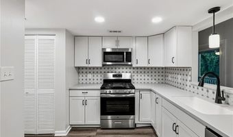 63 Hampshire Ct, Avondale Estates, GA 30002