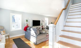 107 Orchard Ave, Middletown, RI 02842