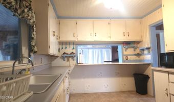 2363 Park Ave, Alford, FL 32420