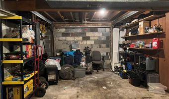 161 Lincoln Hts, Alum Creek, WV 25003