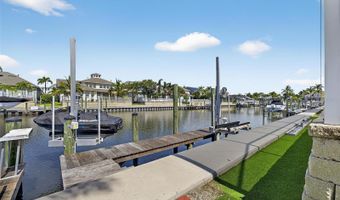 5720 TORTOISE Pl, Apollo Beach, FL 33572