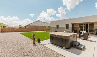 945 Datura Dr, Alamogordo, NM 88310