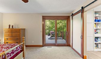 4815 120th St W, Apple Valley, MN 55124