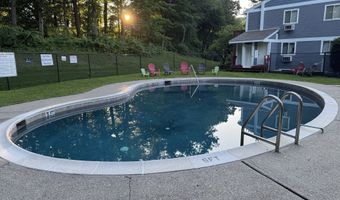 6 Rose Ln 6-53, Danbury, CT 06811