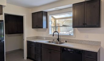 33000 McCartie Ln, Bonanza, OR 97623