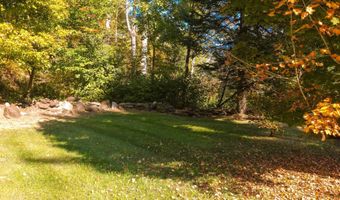 3 Cross Rd, Cabot, VT 05647